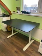 Verstelbaar bureau - Perfect voor thuiswerken!, Ophalen, In hoogte verstelbaar, Gebruikt, Stabureau