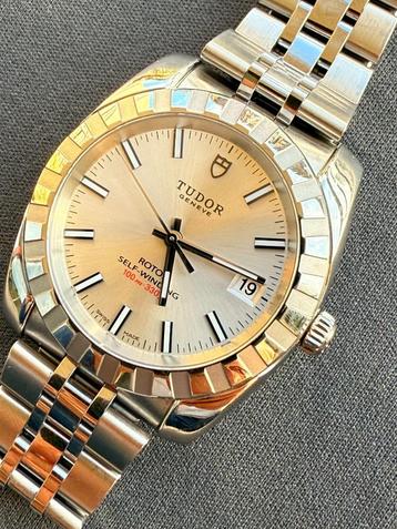 Tudor Classic Date, hele mooie staat, loopt perfect beschikbaar voor biedingen