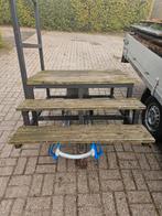 Houten trap met metalen frame ,Caravan op stap. Caravan, Ophalen, Gebruikt