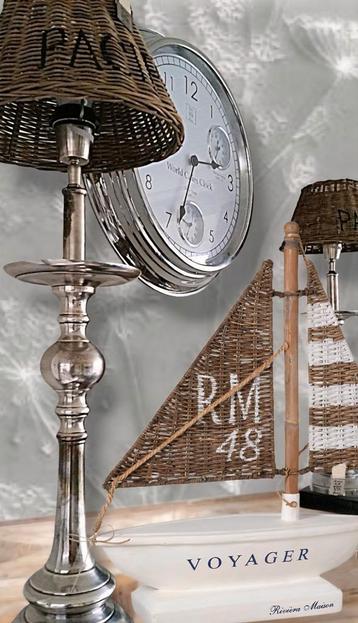 Van 477,90€ voor 250€ : 2 rivièra maison Bastille lampen  beschikbaar voor biedingen