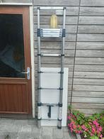 Uitschuifbare Ladder - 2,6m - Inklapbaar, Doe-het-zelf en Verbouw, Ladders en Trappen, Gebruikt, Ophalen of Verzenden, Ladder
