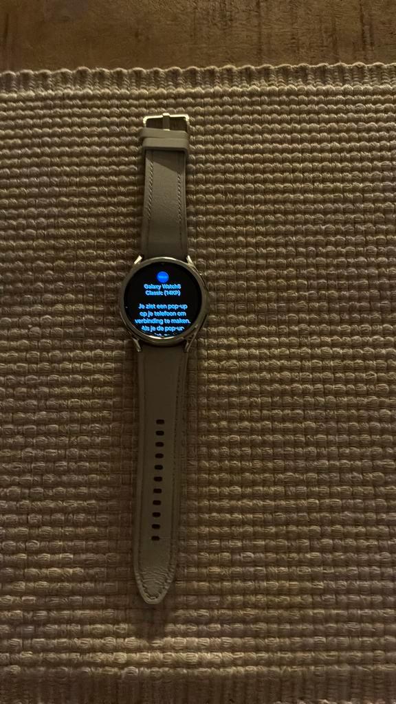 Samsung galaxy watch 6 dames 4g, Sieraden, Tassen en Uiterlijk, Smartwatches, Zo goed als nieuw, Android, Zilver, Ophalen