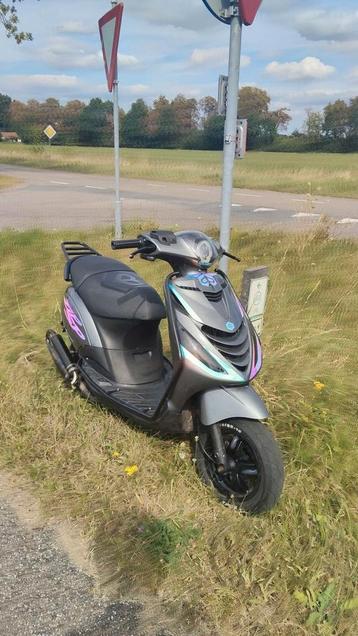 Piaggio zip 70cc stage 2 122kmh beschikbaar voor biedingen