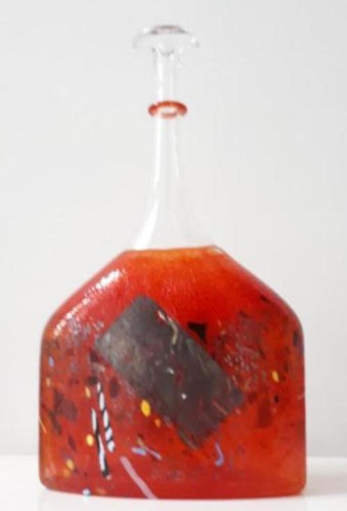 Kosta Boda fles/vaas in Zweeds glas gemaakt Bertil Vallien, Antiek en Kunst, Antiek | Glas en Kristal, Ophalen of Verzenden