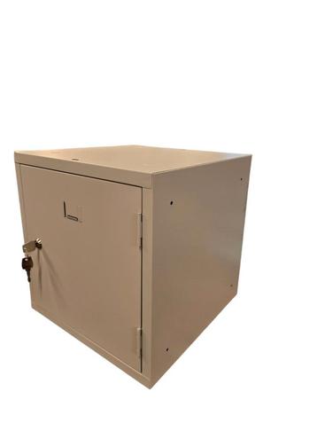 Locker kastje kluisje met 2 sleutels brandkluisje nieuw  beschikbaar voor biedingen