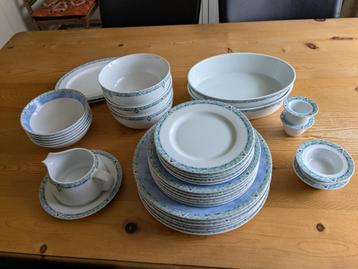Arzberg AH Servies opruiming, moet weg beschikbaar voor biedingen