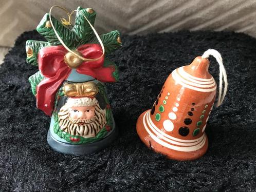 2 SCHITTERENDE VINTAGE KERSTBELLEN VAN AARDEWERK DIE BELLEN, Diversen, Kerst, Zo goed als nieuw, Ophalen of Verzenden