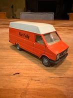 Old Cars  Fiat Iveco Daily Van 1:43, Hobby en Vrije tijd, Modelauto's | 1:43, Ophalen of Verzenden, Zo goed als nieuw, Auto, Overige merken