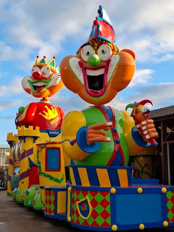 Prachtige zelfrijdende carnavalswagen  beschikbaar voor biedingen