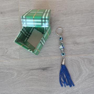 Nieuwe boho bag charm / sleutelhanger met blauwe kwast beschikbaar voor biedingen