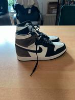 Nike Air Jordan 1 Mocha - Minimaal gedragen, Kleding | Heren, Schoenen, Bruin, Ophalen of Verzenden, Nike Air Jordan, Sneakers of Gympen