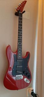 Aria Pro II FS Series Strat Met Versterkertje En Standaard ., Muziek en Instrumenten, Snaarinstrumenten | Gitaren | Elektrisch