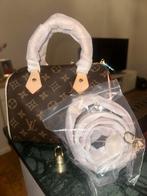 hele mooie tasje, Ophalen of Verzenden, Zo goed als nieuw, Zwart, Schoudertasje