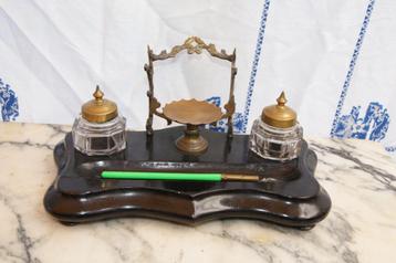 Inktstel met penhouder ( Hout beschikbaar voor biedingen