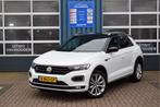 Volkswagen T-Roc 1.5 TSI Sport Business R-line Achteruitrij, Auto's, 4 cilinders, 150 pk, Leder en Stof, Wit