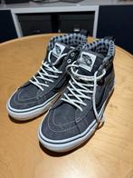 Vans MTE High-Top Grey Suede Warm lining + grip sole (EU 37), Zwart, Ophalen of Verzenden, Vans, Sneakers of Gympen