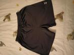 Hummel, zwarte korte broek/sportbroek, maat 164, Ophalen of Verzenden, Zo goed als nieuw, Hummel, Jongen of Meisje