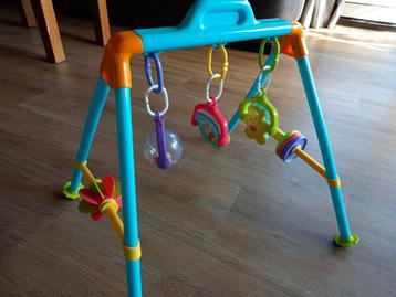 Speelboog baby beschikbaar voor biedingen