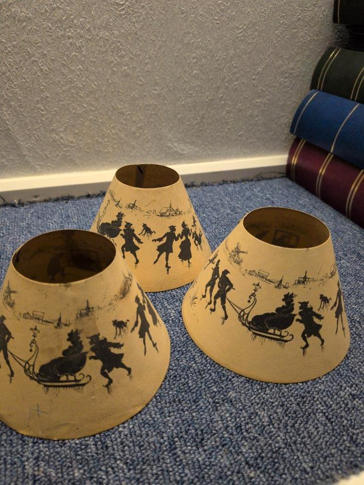 Set van 3 | Vintage Hollandse Silhouet Lampkapjes - Schaatse, Antiek en Kunst, Antiek | Lampen, Ophalen of Verzenden