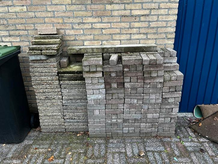Tegels & Klinkers - 30x30 & 20x6,5 40stuks en 450stuks, Tuin en Terras, Tegels en Klinkers, Gebruikt, Klinkers, Beton, Minder dan 5 m²