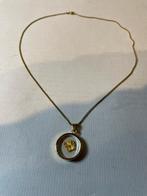 Hanger met bladgoud aan ketting, verguld, gemerkt (?)P, Ophalen, Overige materialen, Ketting, Verguld