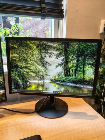 Lenovo computerscherm beschikbaar voor biedingen