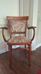 Thonet armstoel, bekleding nog mooi en bruikbaar., Ophalen