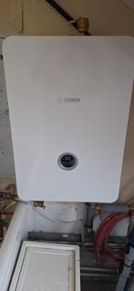 Bosch Tronic Heat 3500 Elektrische Verwarming, Doe-het-zelf en Verbouw, Verwarming en Radiatoren, 30 tot 80 cm, Hoog rendement (Hr)