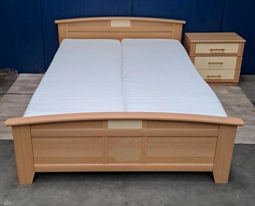 Twijfelaar compleet met matrassen en bodems met nachtkast, Huis en Inrichting, Slaapkamer | Bedden, Gebruikt, Twijfelaar, 70 cm of minder
