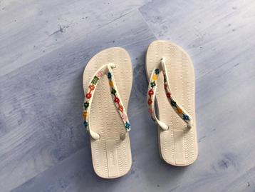 Grendene slippers maat 37 beschikbaar voor biedingen