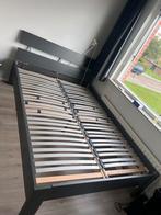 Tweepersoons bed 140x200, grijs met lattenbodem, Huis en Inrichting, Slaapkamer | Bedden, Ophalen, Tweepersoons, 140 cm, 200 cm
