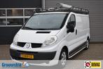 Renault TRAFIC 2.0 DCI T27 L1H1 / TREKHAAK / AIRCO, Auto's, Bestelauto's, Voorwielaandrijving, 1995 cc, Renault, Elektrische ramen