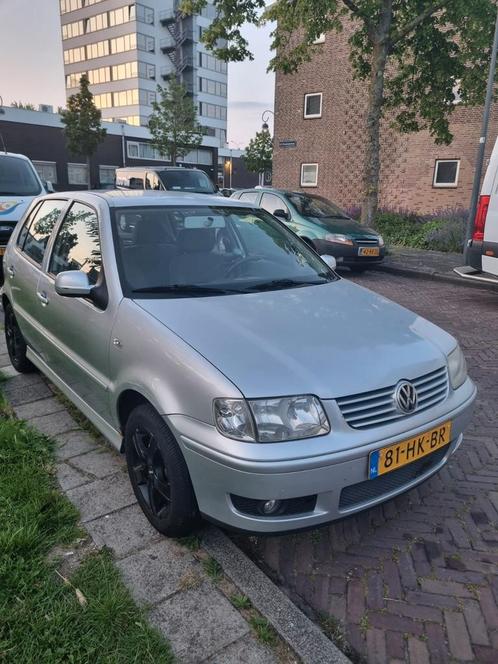 Volkswagen Polo 1.4 44KW 2001 Grijs, Auto's, Volkswagen, Particulier, Polo, Benzine, C, Hatchback, Handgeschakeld, Origineel Nederlands