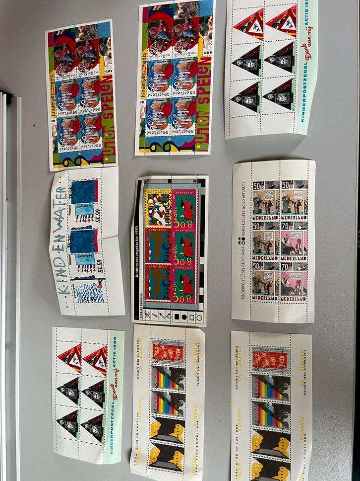 Lot Kinderpostzegels - 9 Velletjes, Postzegels en Munten, Postzegels | Nederland, Na 1940, Ophalen of Verzenden