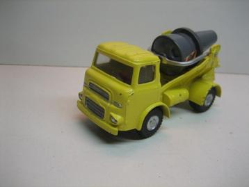 JOAL camion hormigonera No 202 betonwagen geel beschikbaar voor biedingen