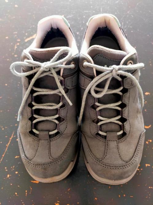 Lowa Locarno GTX LO Ws dames wandelschoen in maat 38., Sport en Fitness, Bergsport en Wandelen, Zo goed als nieuw, Schoenen, Ophalen of Verzenden