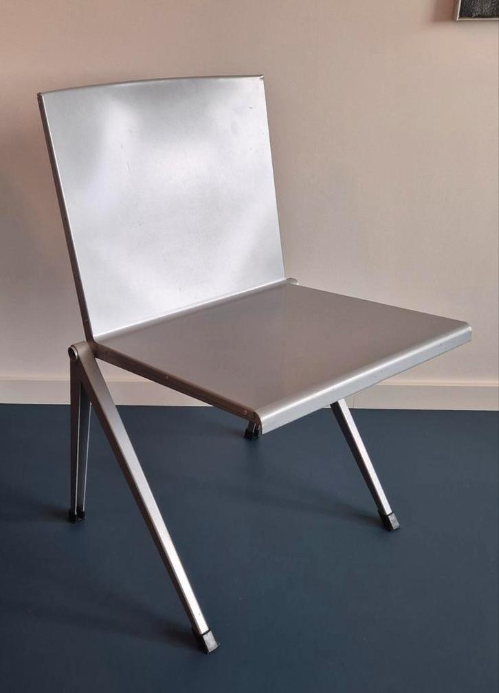 Gispen Mondial-stoel, ontwerp Rietveld, Huis en Inrichting, Stoelen, Zo goed als nieuw, Eén, Metaal, Overige kleuren, Ophalen of Verzenden