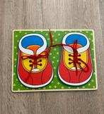 Veters leren strikken (van hout), Ophalen of Verzenden, 10 tot 50 stukjes, Zo goed als nieuw, Van hout