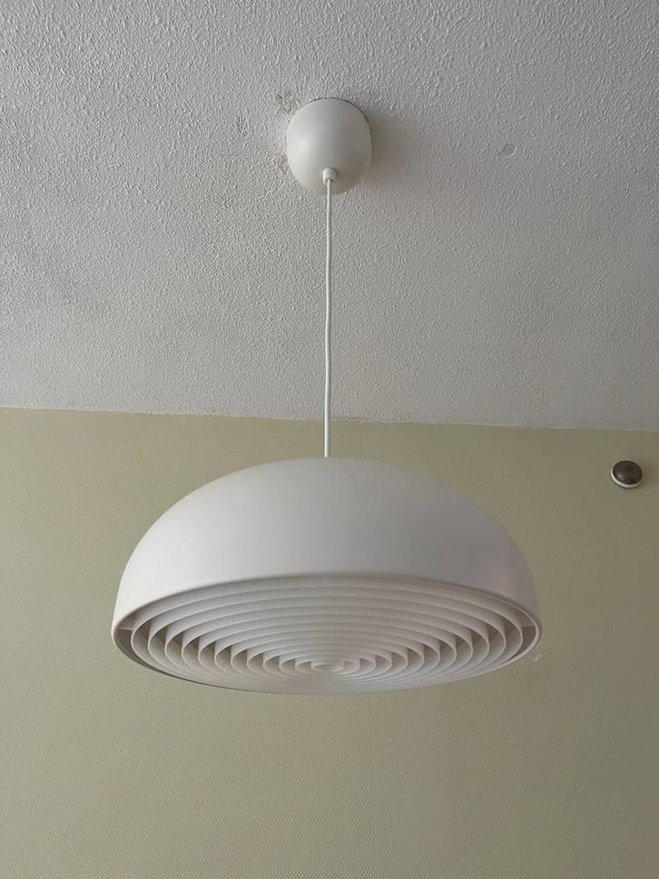 Mooie hanglamp - Design lamp - Wit, Huis en Inrichting, Lampen | Hanglampen, Zo goed als nieuw, 50 tot 75 cm, Metaal, Ophalen