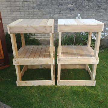 Twee houten bokken 100x60x60 cm erg handig  beschikbaar voor biedingen