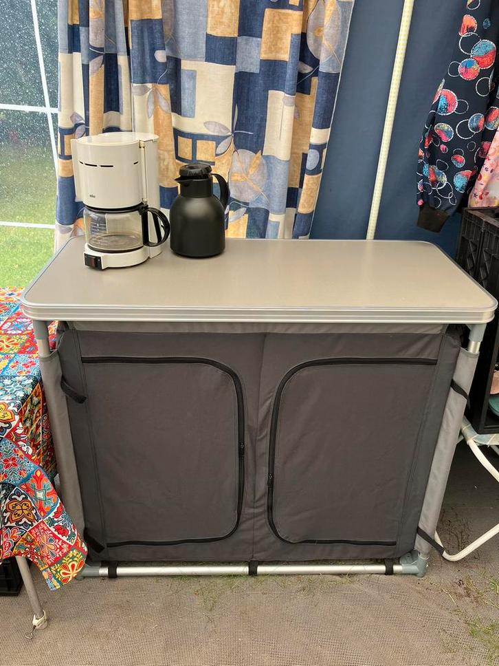 Obelink campingkast, Caravans en Kamperen, Kampeermeubelen, Zo goed als nieuw, Campingkast, Ophalen