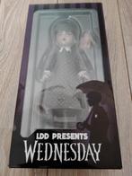 Wednesday Addams Mezco Living Dead Doll, Ophalen of Verzenden, Nieuw, Pop