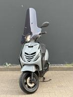 Piaggio Zip 4t iGet Brom 2019 1e EIGENAAR! FULL LED SP, Fietsen en Brommers, Scooters | Piaggio, Zip, Ophalen of Verzenden, Zo goed als nieuw