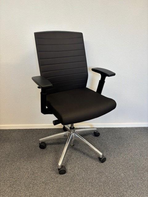 Bureaustoelen 1332, stof zwart, met alu gepolijst voetkruis, Huis en Inrichting, Bureaustoelen