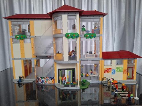 Zeer uitgebreide playmobil school met veel extra's, Kinderen en Baby's, Speelgoed | Playmobil, Zo goed als nieuw, Complete set
