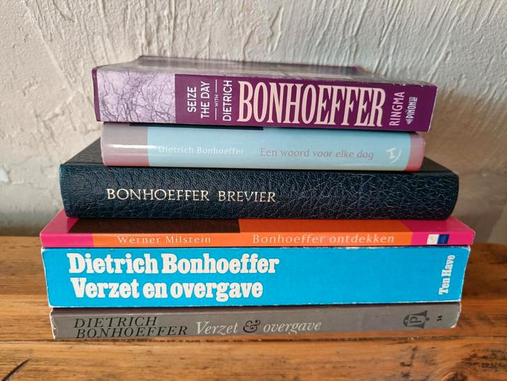 6 Boeken van Dietrich Bonhoeffer., Boeken, Godsdienst en Theologie, Zo goed als nieuw, Ophalen of Verzenden