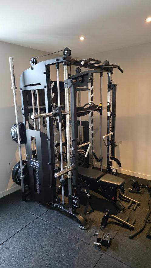 Multifunctional Smith Machine - Newton BLK-5000, Sport en Fitness, Fitnessapparatuur, Zo goed als nieuw, Krachtstation, Armen