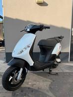 ⭐️Piaggio zip 50cc 2t Brom 1989 Kilometer Nieuwstaat⭐️, Fietsen en Brommers, Scooters | Piaggio, Ophalen, Zip, Zo goed als nieuw