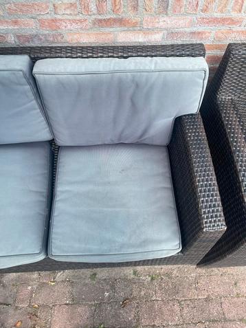 Tuinset met Bank, Stoelen en Tafels beschikbaar voor biedingen