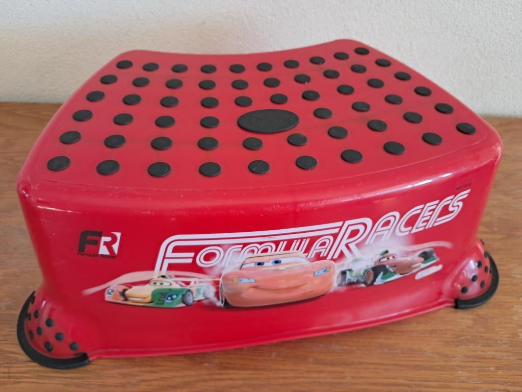 Leuke Disney opstapje voor kinderen., Kinderen en Baby's, Kinderspulletjes, Zo goed als nieuw, Ophalen of Verzenden